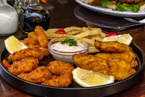 Da Loose Mongoose | Restaurant, Guest Suites & Events